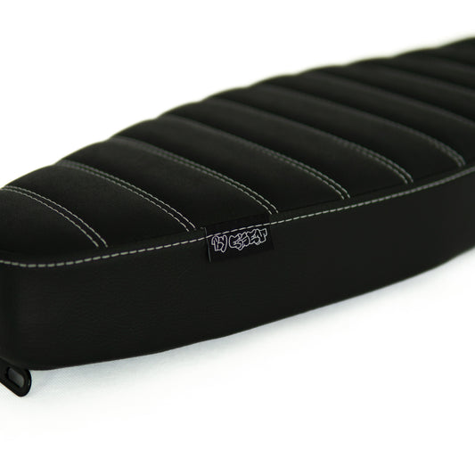 S51 Sitzbank „Allrounder Doppelnaht“