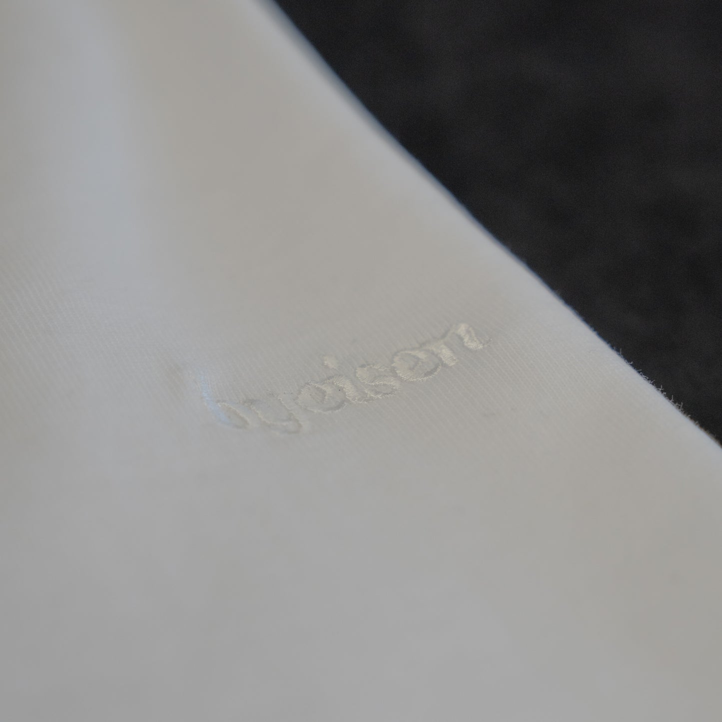 T-Shirt „Byeisen Classic“
