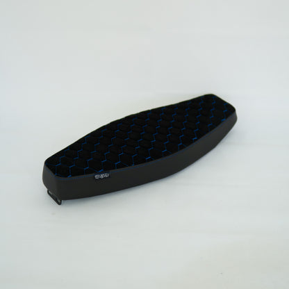 S51 Sitzbank CNC Wabe Alcantara