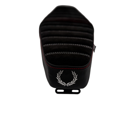 S51 Sitzbank Alcantara Ehrenkranz